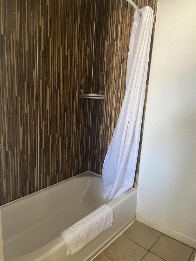 אלאמוסה Valley Motel חדר תמונה