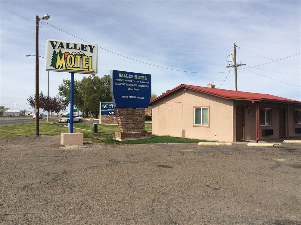 אלאמוסה Valley Motel מראה חיצוני תמונה